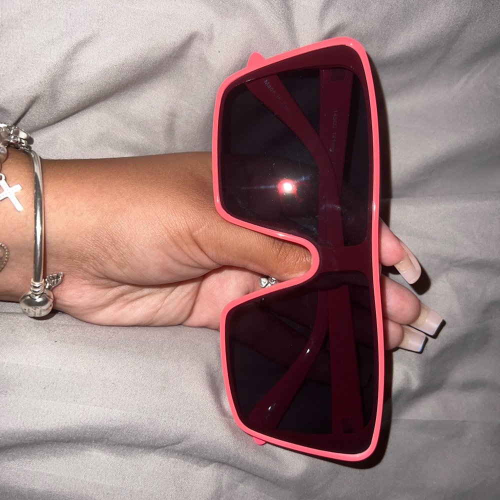 Pink oversized sunglasses